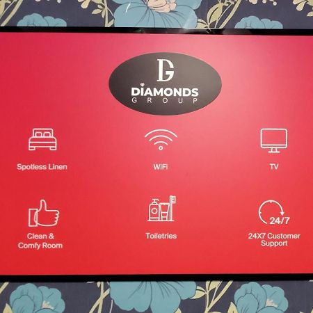 Diamonds Guest House York Extérieur photo