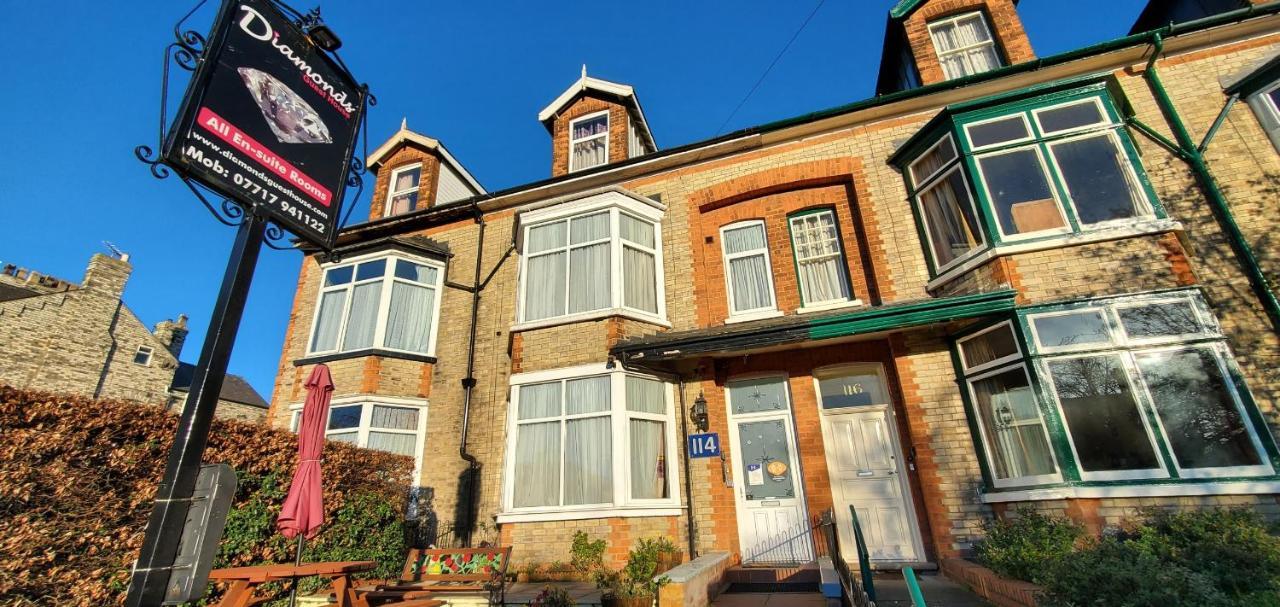 Diamonds Guest House York Extérieur photo