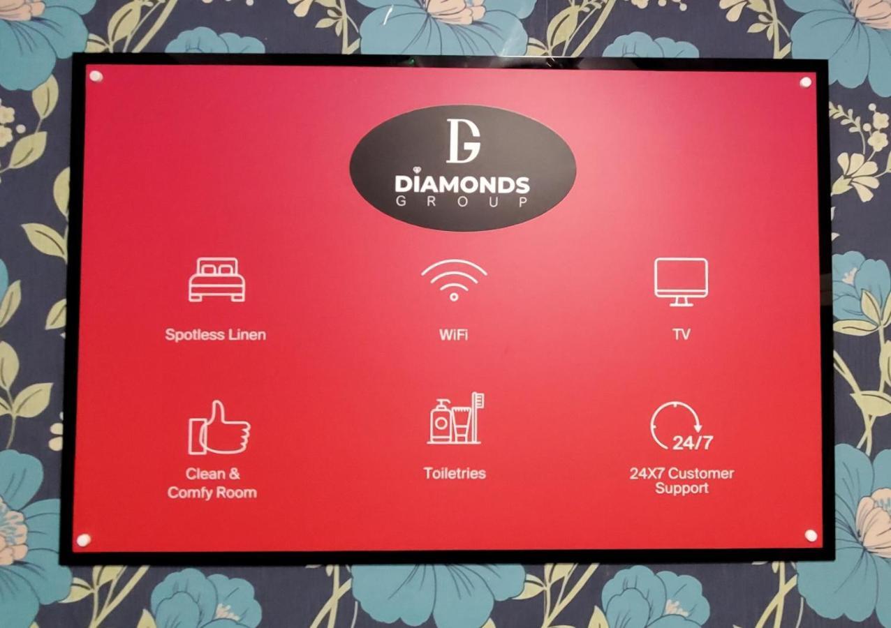 Diamonds Guest House York Extérieur photo