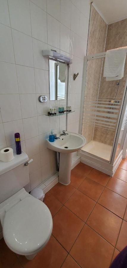 Diamonds Guest House York Extérieur photo
