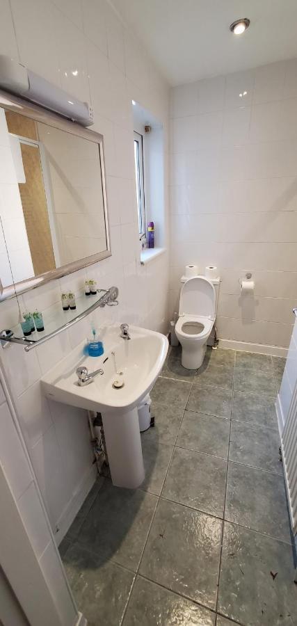 Diamonds Guest House York Extérieur photo