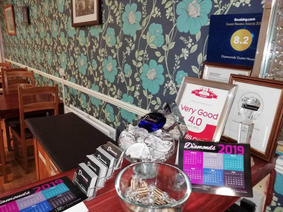 Diamonds Guest House York Extérieur photo